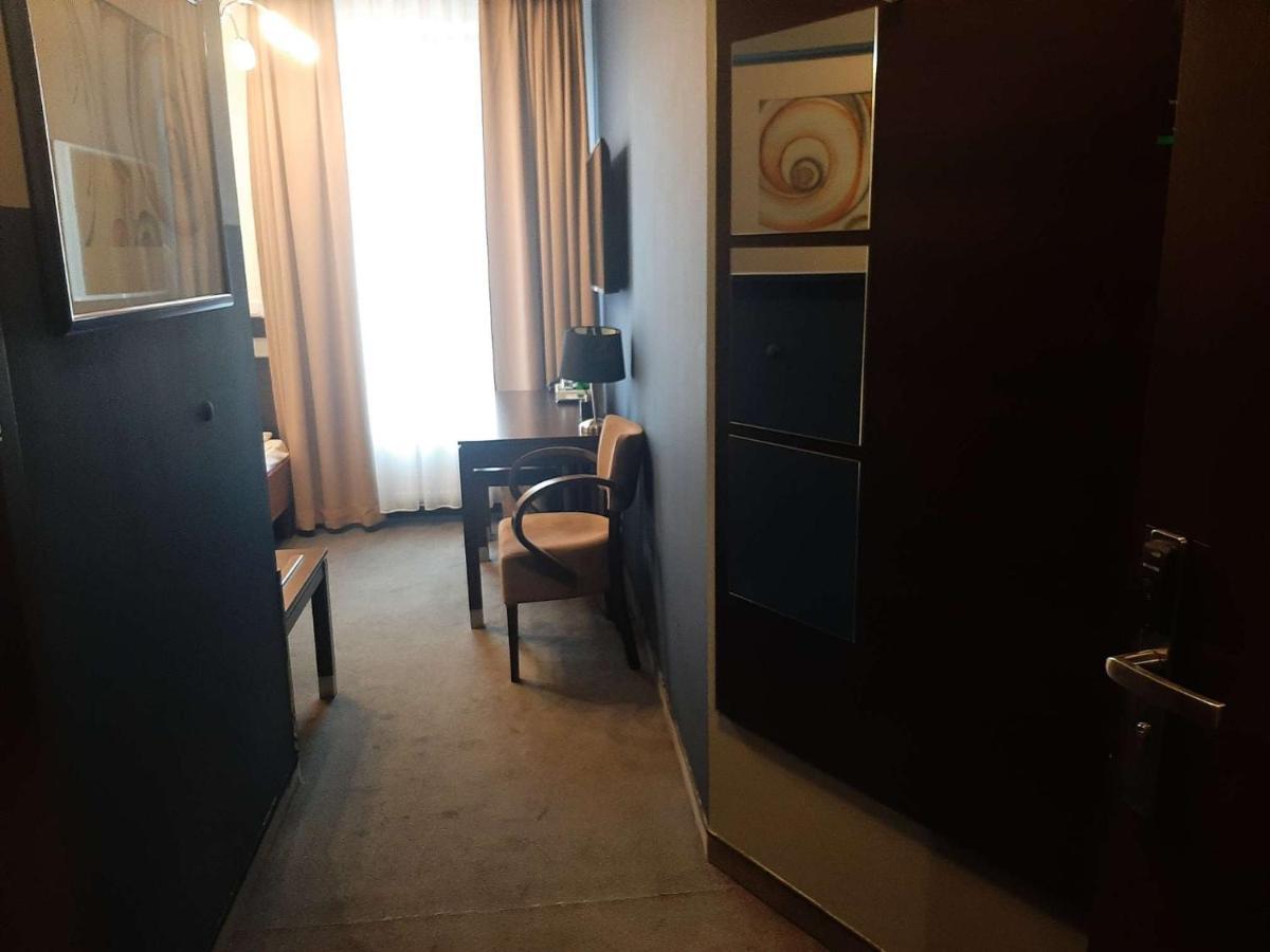 Hotel Goscinne Teczowa Luban (Luban)